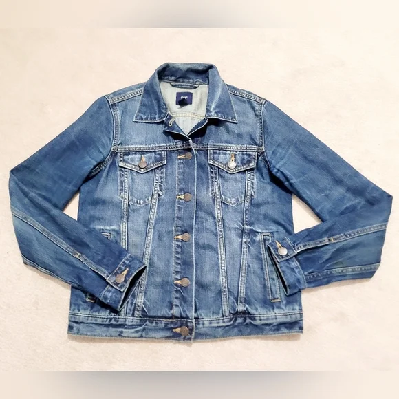 GAP Women’s Denim Jean Trucker Jacket Size XS Medium Wash 100% Cotton Casual - Picture 6 of 12